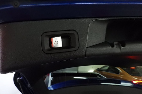 Mercedes-Benz C300 11 of 29