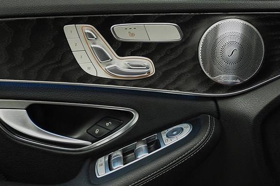 Mercedes-Benz C300 21 of 29