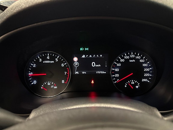 Kia Sportage 10 of 15