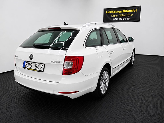 Skoda Superb 4 of 5