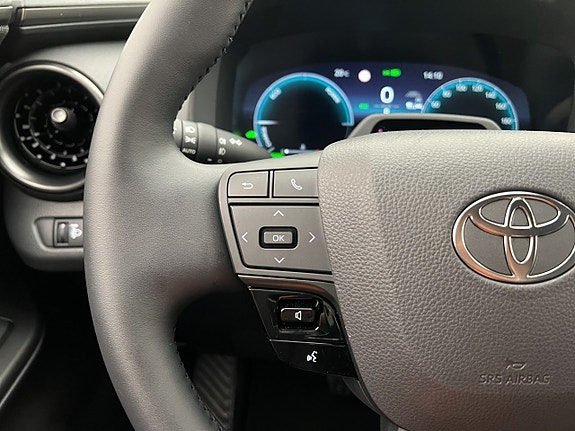 Toyota C-HR 16 of 29