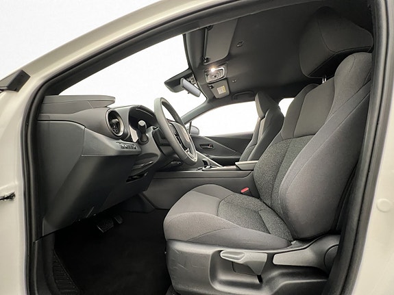 Toyota C-HR 11 of 29