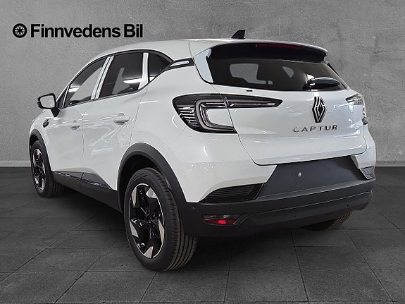 Renault Captur 4 of 5