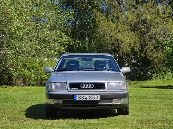 Audi 100 2 of 5