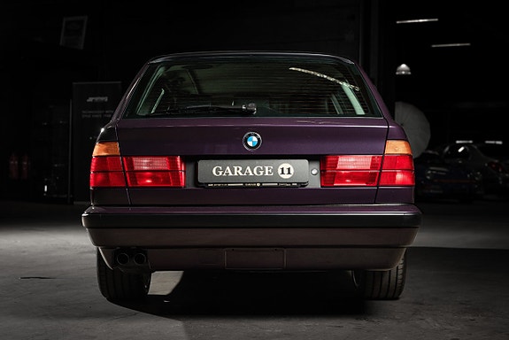 BMW 540i 6 of 30