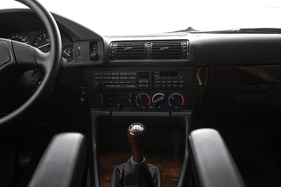 BMW 540i 19 of 30