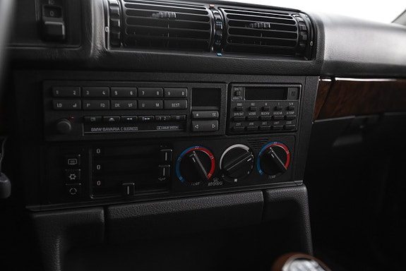 BMW 540i 25 of 30
