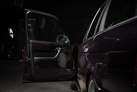 BMW 540i 11 of 30