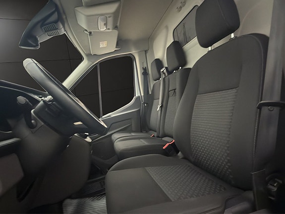 Ford Transit 18 of 30