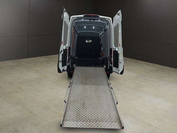 Ford Transit 11 of 30