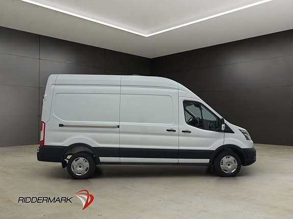 Ford Transit 2 of 5