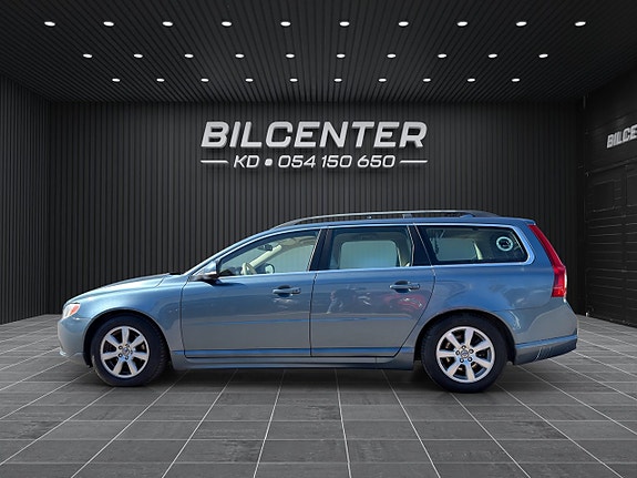 Volvo V70 4 of 5