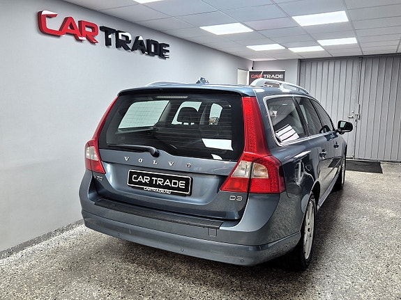 Volvo V70 6 of 30