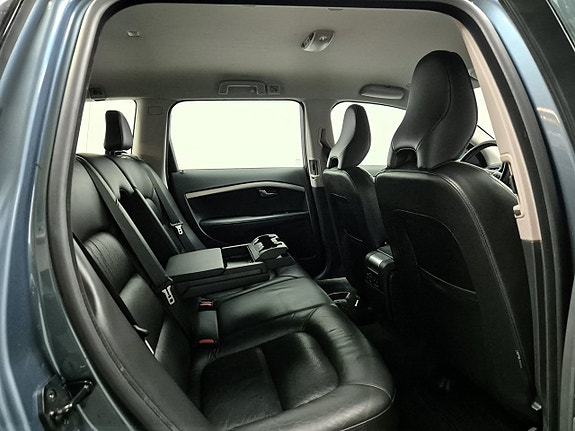 Volvo V70 30 of 30