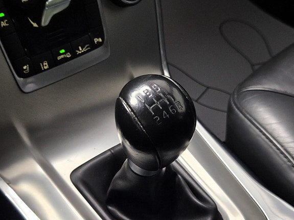 Volvo V70 24 of 30