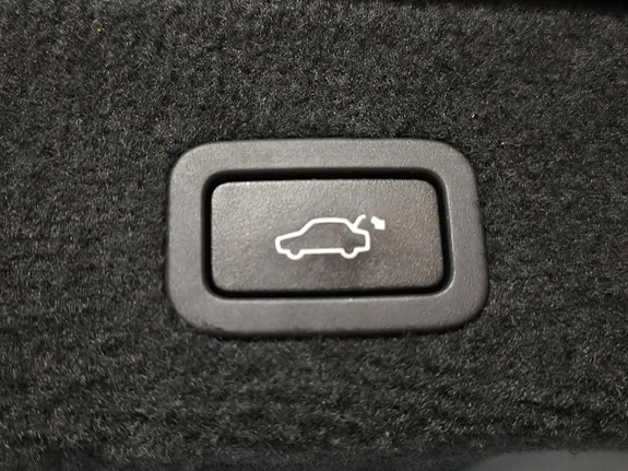 Volvo V70 8 of 30
