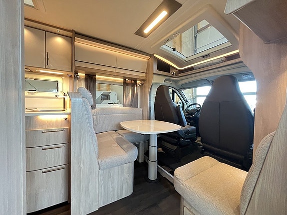 Kabe TM Classic 740 LGB /ALDE/Ugn/Heavy chassi/Automat/Värme växlare 7 of 23