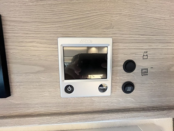 Kabe TM Classic 740 LGB /ALDE/Ugn/Heavy chassi/Automat/Värme växlare 14 of 23