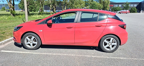 Opel Astra 3 of 5