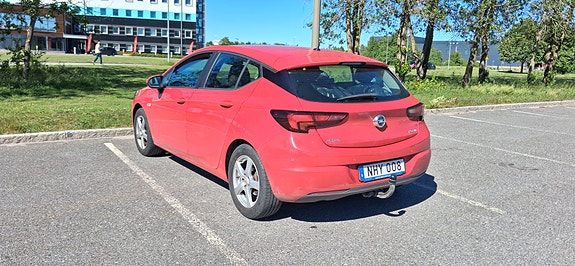 Opel Astra 2 of 5