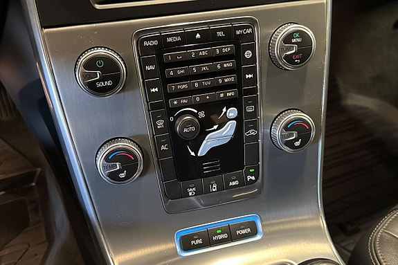 Volvo V60 19 of 24