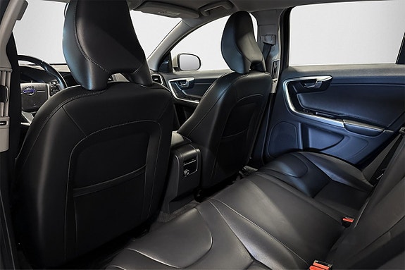 Volvo V60 12 of 24