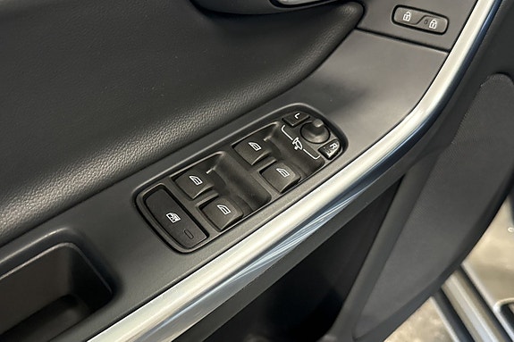 Volvo V60 17 of 24