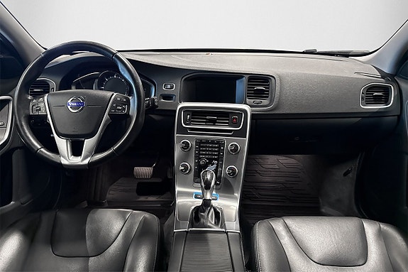 Volvo V60 7 of 24