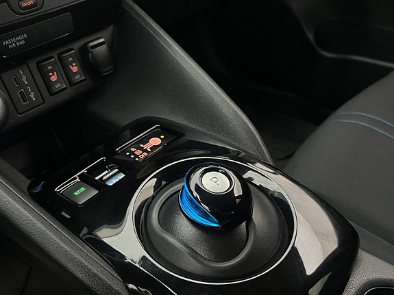 Nissan Leaf 26 of 30