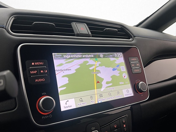 Nissan Leaf 23 of 30