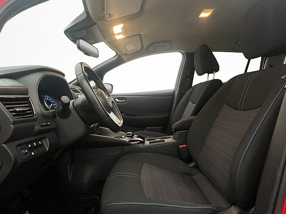Nissan Leaf 13 of 30