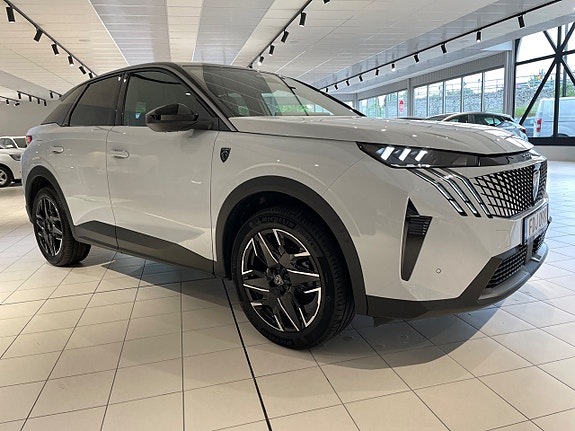 Peugeot 3008 3 of 5