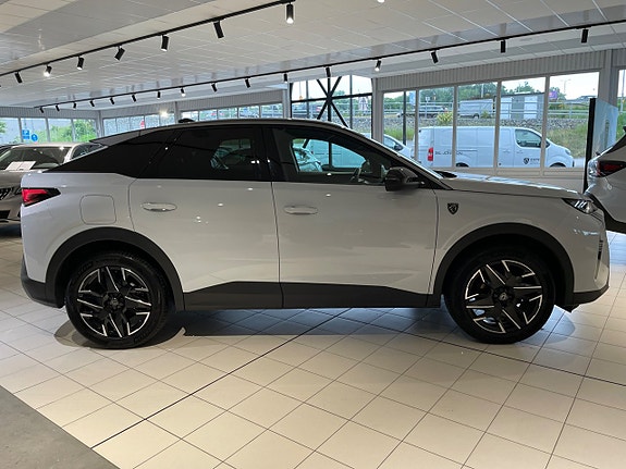 Peugeot 3008 4 of 5