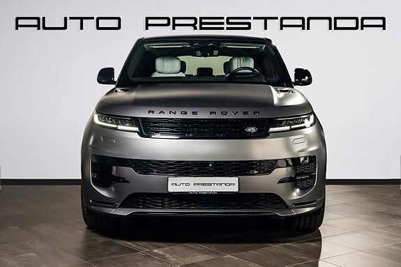 Land Rover Range Rover Sport 3 of 5