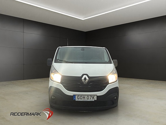 Renault Trafic 5 of 5