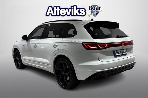 Volkswagen Touareg 4 of 5