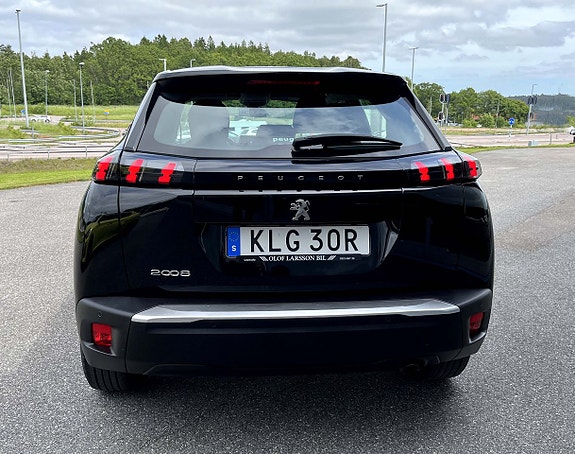 Peugeot 2008 7 of 9