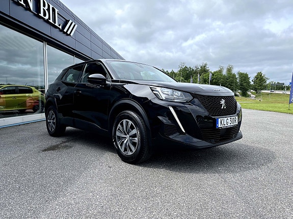 Peugeot 2008 2 of 5