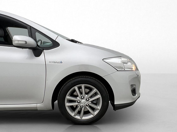 Toyota Auris 30 of 30