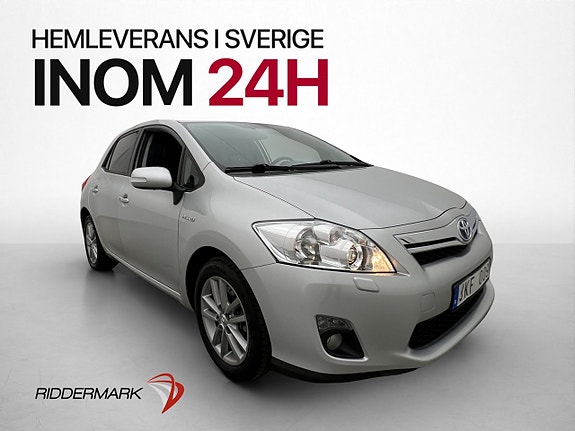 Toyota Auris 3 of 30