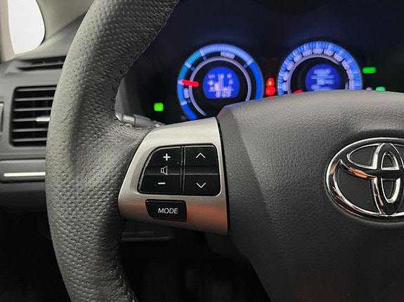 Toyota Auris 22 of 30