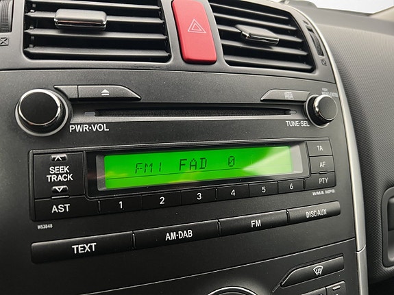 Toyota Auris 20 of 30