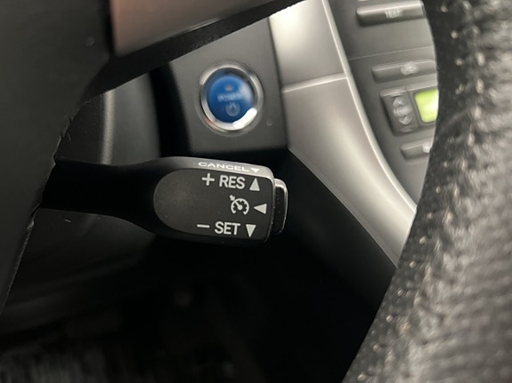 Toyota Auris 24 of 30