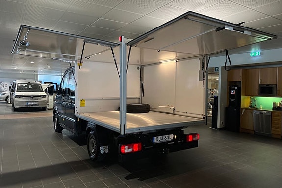 Volkswagen Crafter 10 of 26