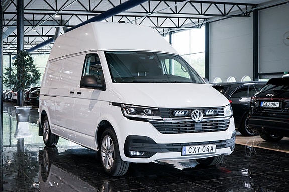 Volkswagen Transporter 2 of 5