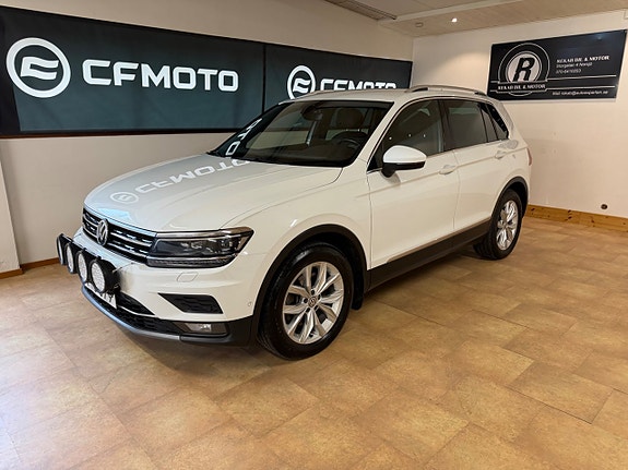 Volkswagen Tiguan 2 of 5