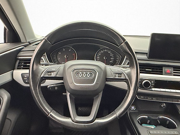 Audi A4 12 of 29