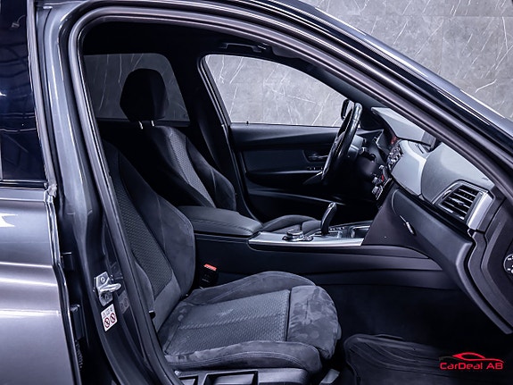 BMW 320d 15 of 28