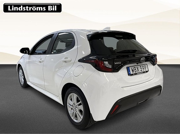 Toyota Yaris 4 of 20