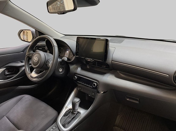 Toyota Yaris 9 of 20